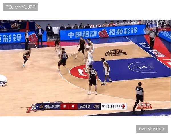 西亚卡姆挡拆拉开空间助力篮网防守端提升效率 西亚卡姆挡拆拉开空间助力篮网防守端提升效率